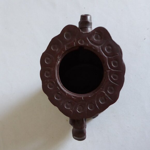 VINTAGE NEW TRADITIONAL CHINESE YIXING LIDDED BAMBOO HANDMADE PURPLE CLAY TEAPOT - Picture 11 of 11